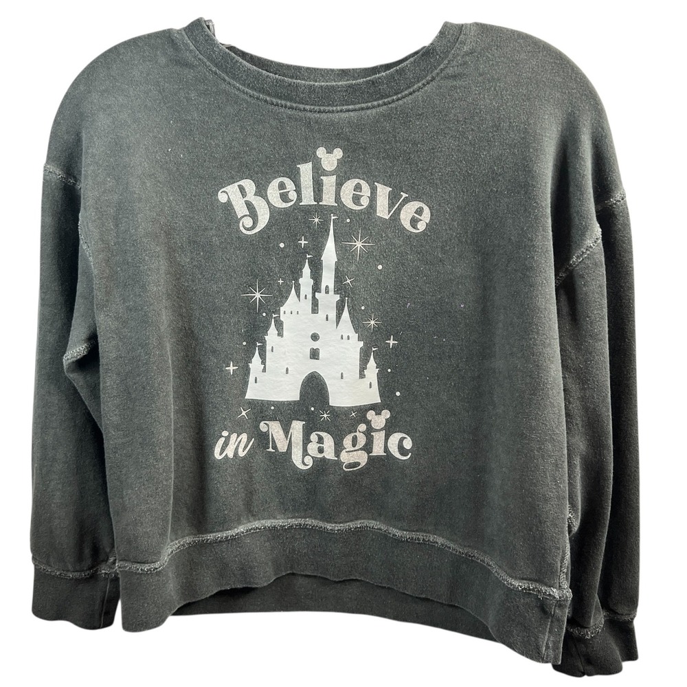 Disney Gray Graphic Sweatshirt Juniors 9/10 M Castle Believe in Magic Theme Park